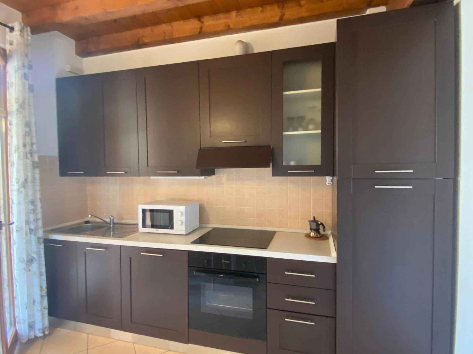 The Flowers - Apartments With Private Garden In Residence With Pool Manerba del Garda Exterior foto