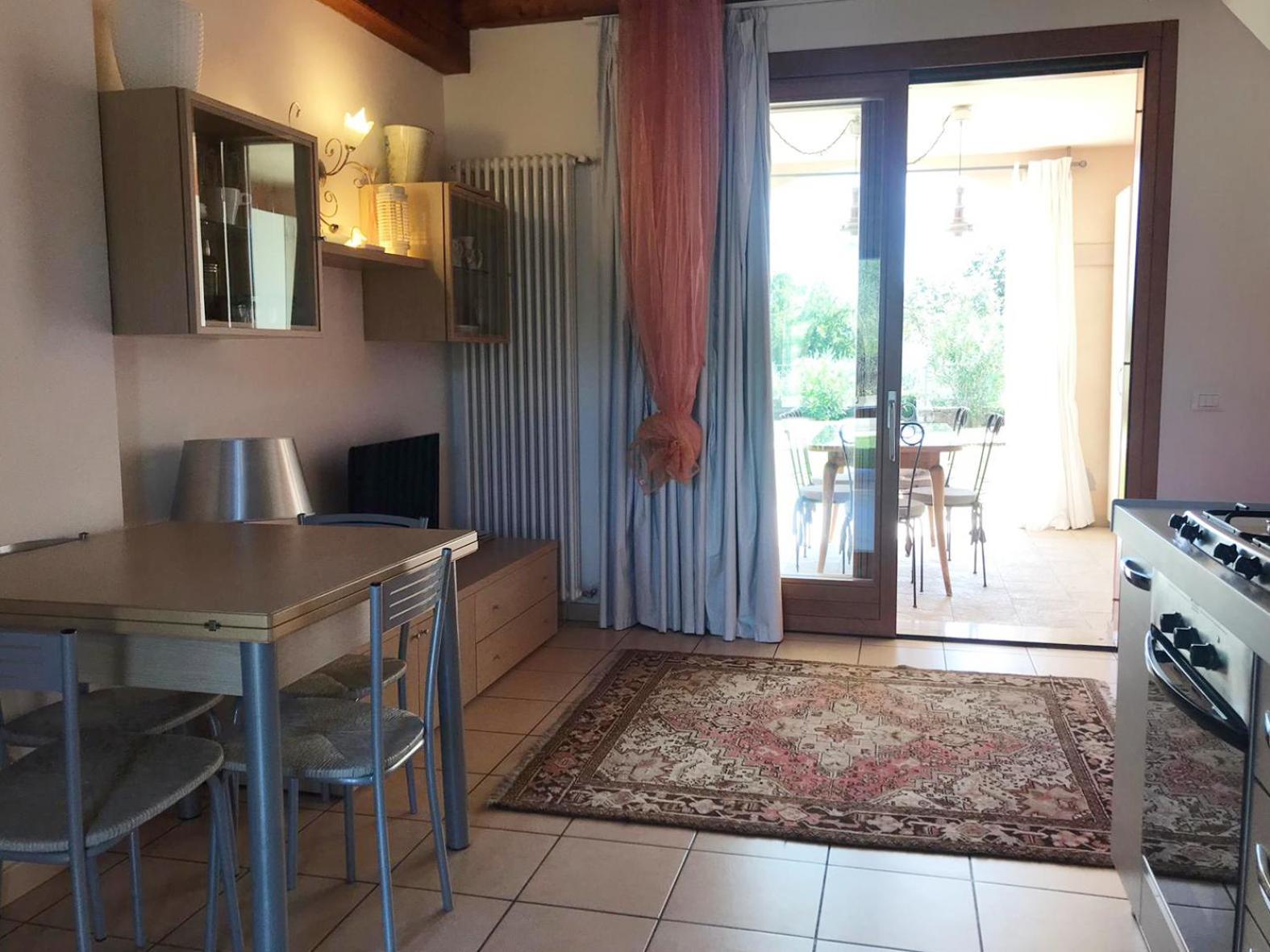 The Flowers - Apartments With Private Garden In Residence With Pool Manerba del Garda Exterior foto